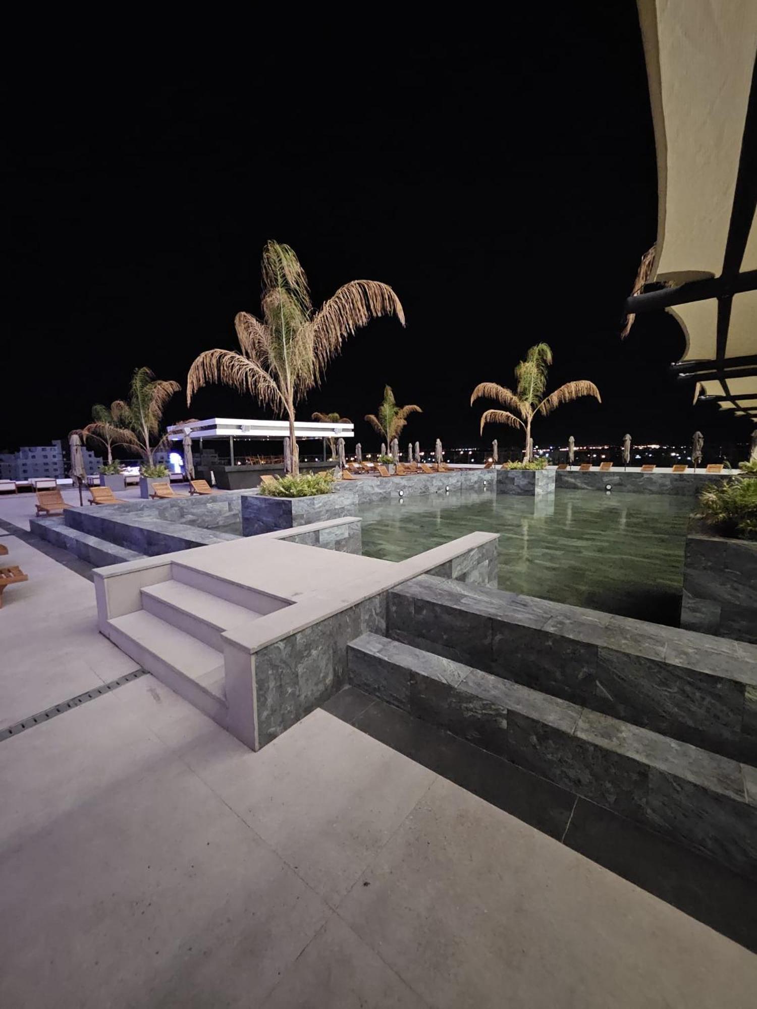 Grand Sapphire Casino 15 Apartment